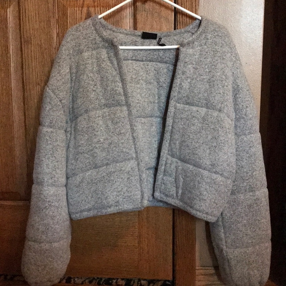 Cropped Cardigan - Picture 3 of 3